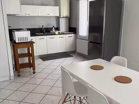 t4 à louer
