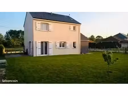 propriété 4 pièces 80 m²