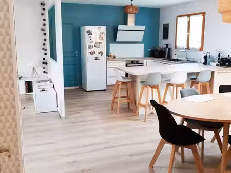 propriété 3 pièces 90 m²