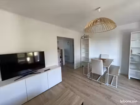 appartement 3 pièces 65 m²
