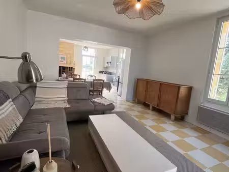 maison meublée 118 m² – 2 chambres – jardin – environnement calme