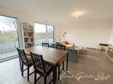 appartement t3- 1 place de stationnement