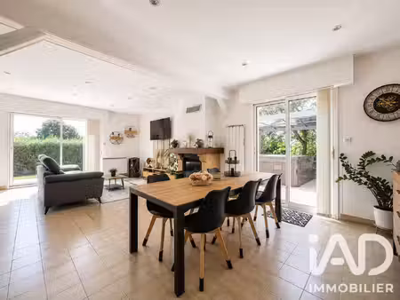vente maison traditionnelle 8 pièces