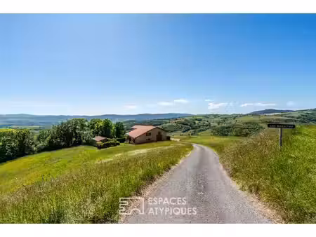 ancienne ferme à rénover avec sa vue imprenable
