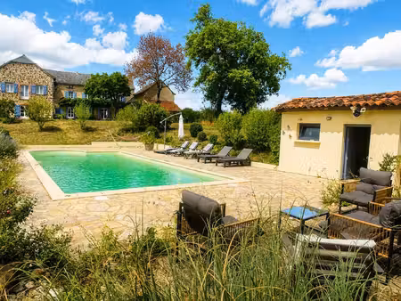 maison contemporaine 9 pièces de 322