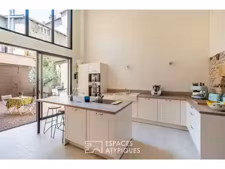 maison de ville rénové en plein centre