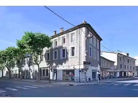immeuble de rapport  5 logements + 2 locaux commerciaux