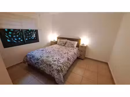 a vendre : apt t2 meublé a la possession