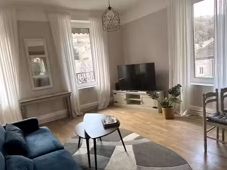 appartement rénové avec belle vue à plombieres les bains
