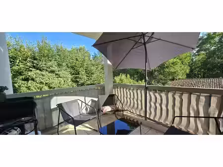 bel appartement lumineux avec 3 chambres  terrasse  garage e