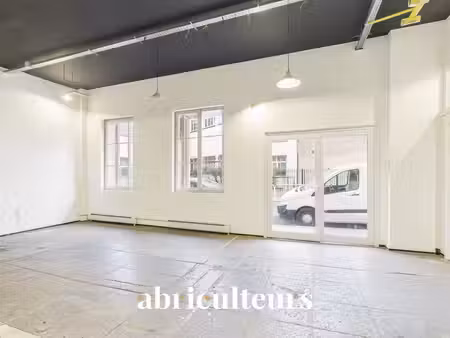 local commercial stratégique de 79 m² à fort potentiel en vente à nice  république (06300)