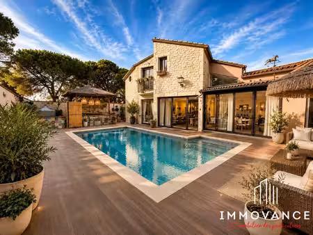 exclusivite rare carnon maison t6 de 214 m2 sur une parcelle de