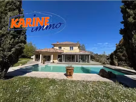 maison - 206m ²