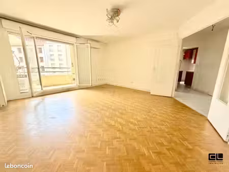 appartement 2 pièces 52 m²