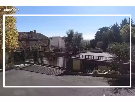 parking/box 13 m² grasse