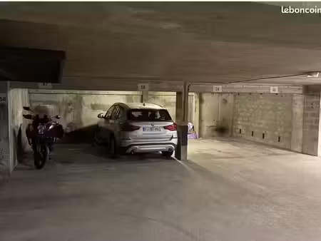 lot de 4 places de parking 38 rue des cordelières  proche bld arago