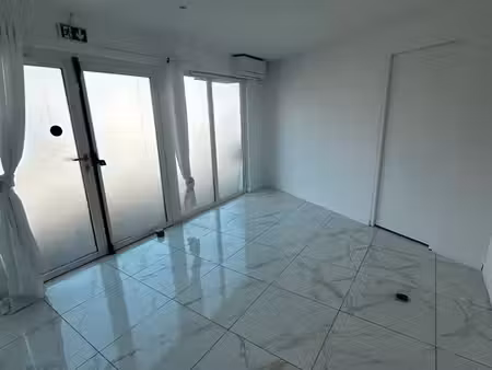 local commercial