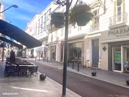 boutique 295 m² cannes