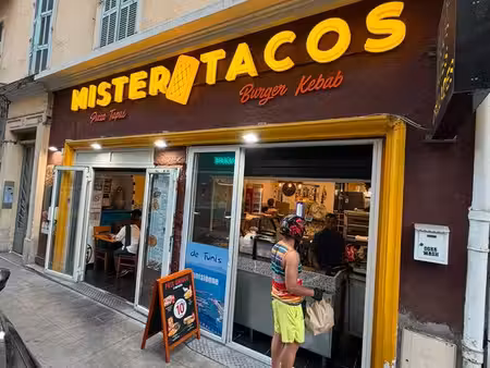 restaurant en plein centre ville de nice