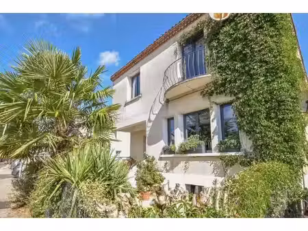 maison rénovée de 4 chambres avec chatterie professionnelle