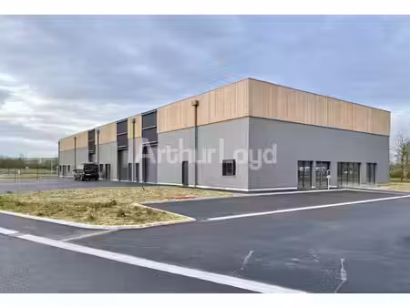 location local d’activités arques 62510 374m²