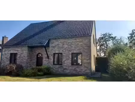 maison à louer à waterlozeweg 81 neeroeteren (rbw76767)