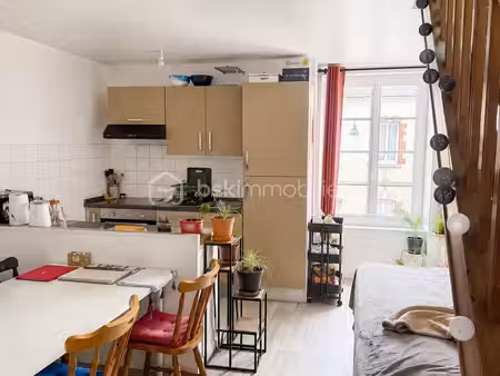 immeuble mixte de 150 m² à mouaze
