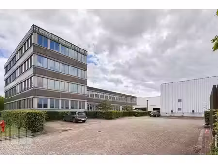 bureaux de 158 m² à 2.332 m² à kontich