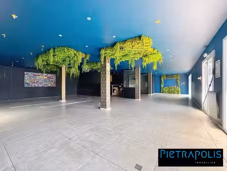 bâtiment commercial ou de bureaux à craponne de 430m2