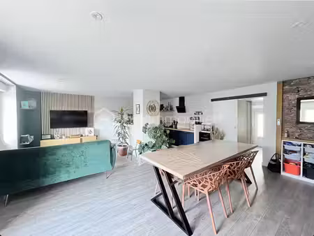 maison traditionnelle de 90 m² à la remaudiere