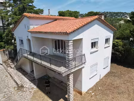 maison de 200 m² à sete