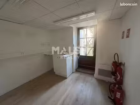 local commercial 120 m²