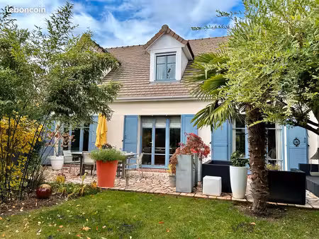 maison familiale de 146 m² en cours de reconstruction – 4 chambres  suite parentale et gar