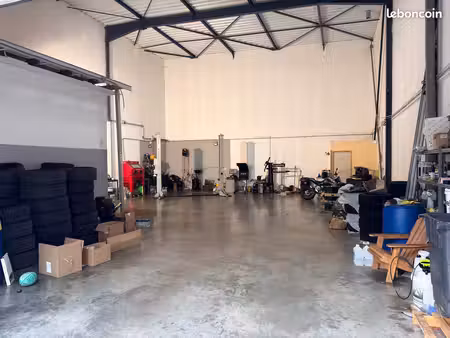 garage automobile tout équipé 180m2 (fond de commerce)