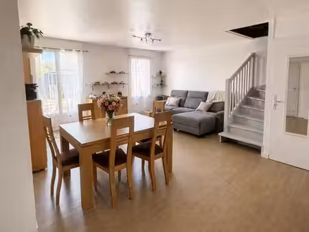 maison 5 pièces avec garage intégré