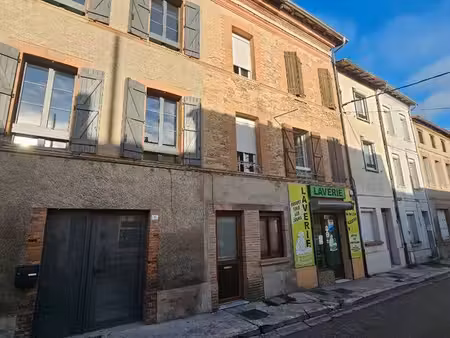 immeuble 90 m² rieumes