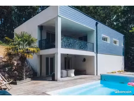 maison récente contemporaine de 150m2 à moirax  à 5 minutes d'agen