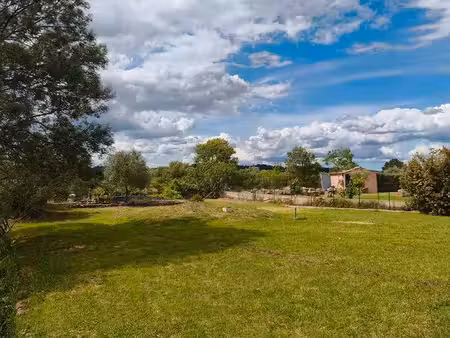 villa t4 de plain-pied sur magnifique terrain