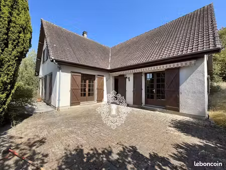 pavillon 5 pièces 136 m²
