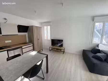 studio 1 pièce 23 m²