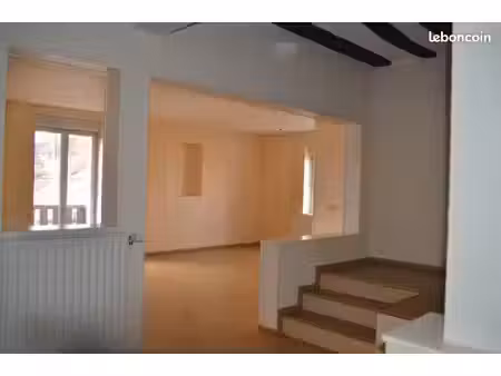a louer appartement 109m² au coeur de saint vit