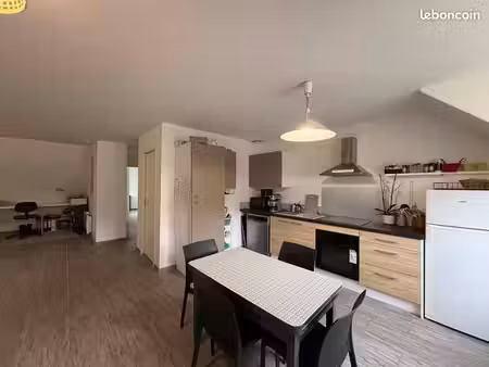 appartement 3 pièces 90 m²