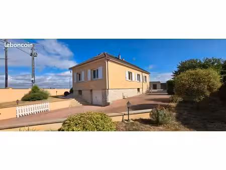 maison 5 pièces 146 m²