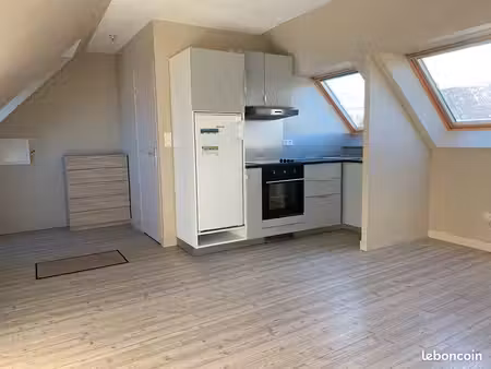 studio 1 pièce 22 m²