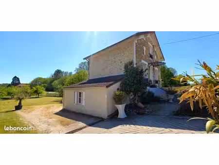 propriété 150 m² – 2 logements – terrain 2 000 m² ( constructible )