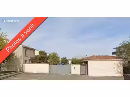 villa 4 pièces 81 m²