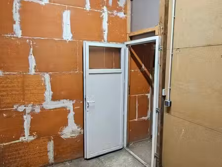 cave 7 m² à louer