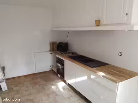 maison individuelle 97 m² avec beau jardin