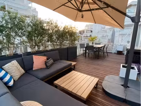t3~60m2 avec terrasse 26 3m2 - t6 au pied
