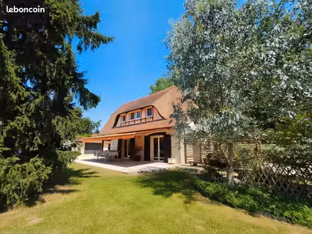 maison 5 pièces 136 m²